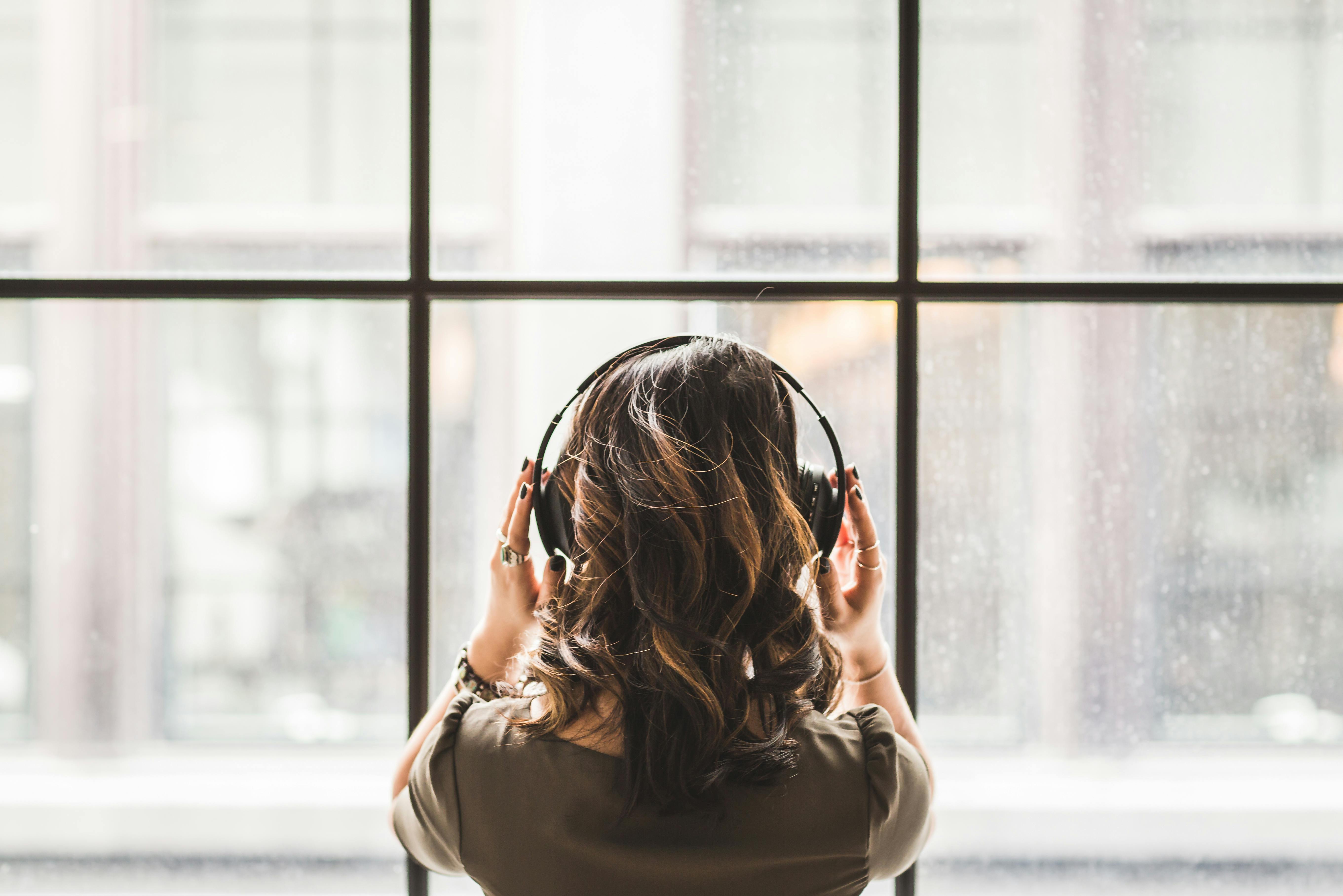 High-quality headphones for audio monitoring in podcast production